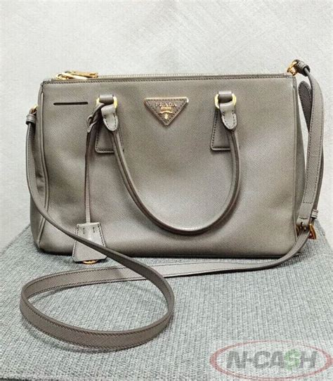 bn1801 prada size